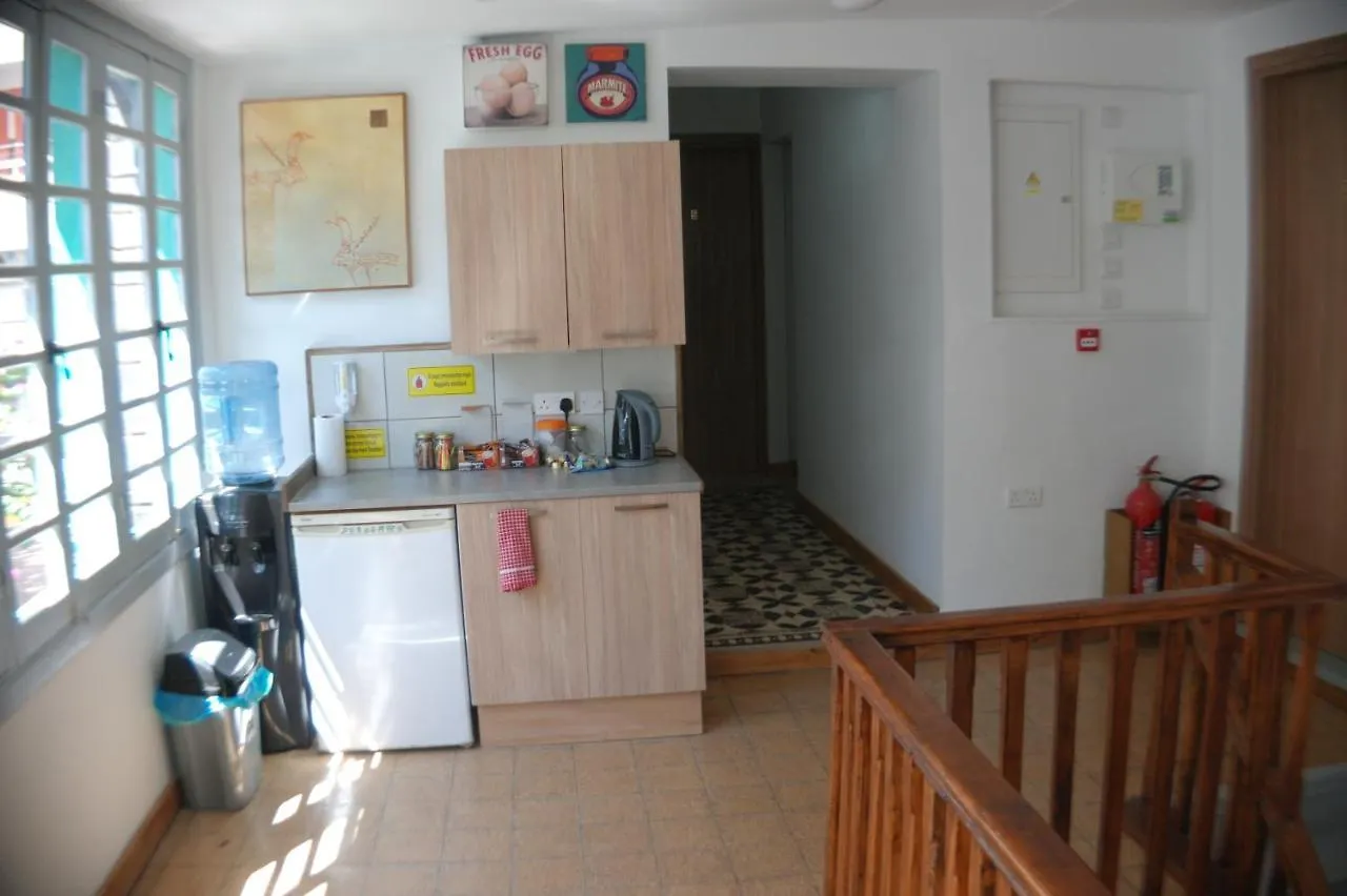 Harrys Inn Guesthouse Larnaca Gasthuis